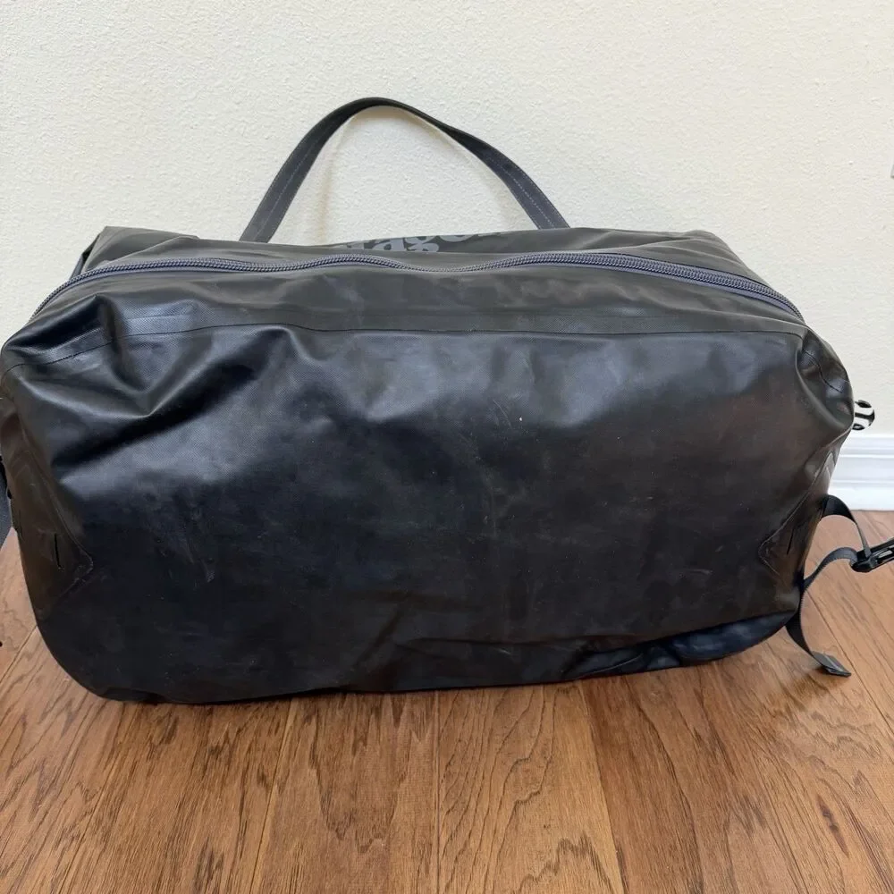 Patagonia Stormfront Wet Dry Duffel Bag 65L Waterproof Black STY49129FA19 Rare*